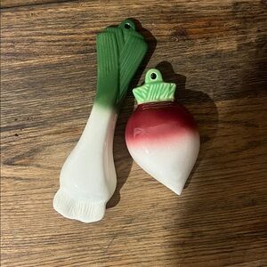 Vintage Ceramic Vegetable Measuring Cups